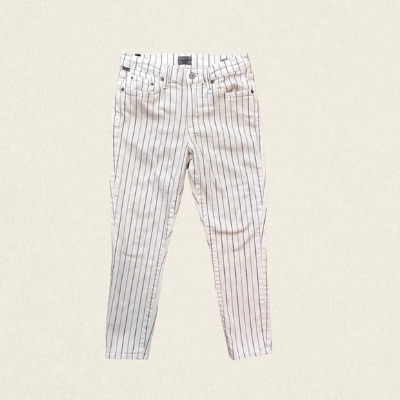 Citizens of Humanity Rocket Crop Petite High Rise Skinny Jeans - Picture 4 of 13